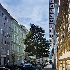 Pharmador 3* Wenen