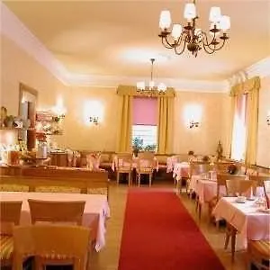 Aparthotel Numa Salzburg Mozart 4*,